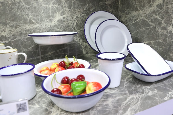 عاد Enamelware - وهو موجود في كل مكان!